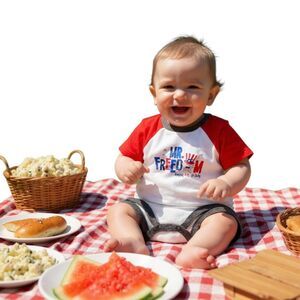 Baby  Essentials  3 Pieces Set  Clothing  Baby  (6M) Brand New